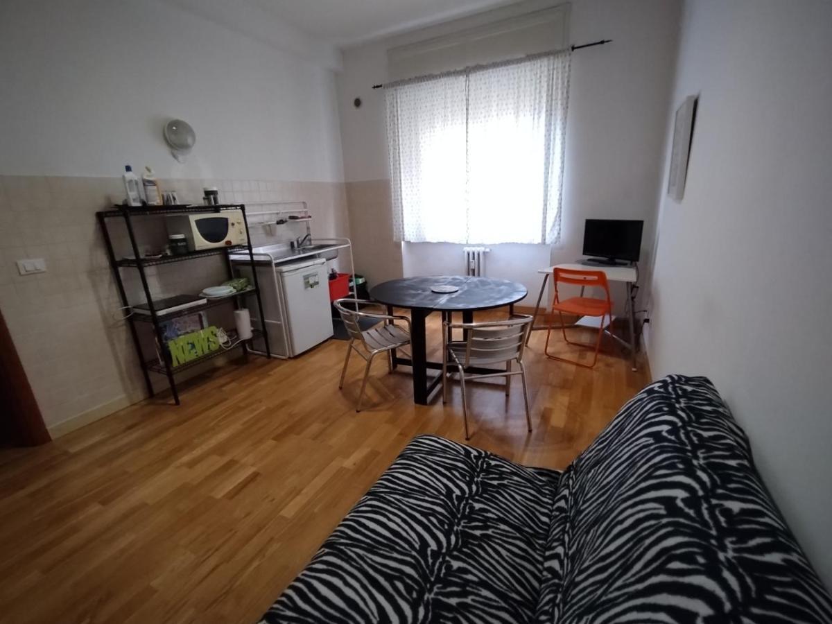 Centro E Porto Apartment Ливорно Екстериор снимка
