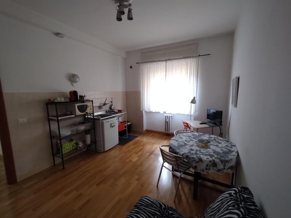 Centro E Porto Apartment Ливорно Екстериор снимка