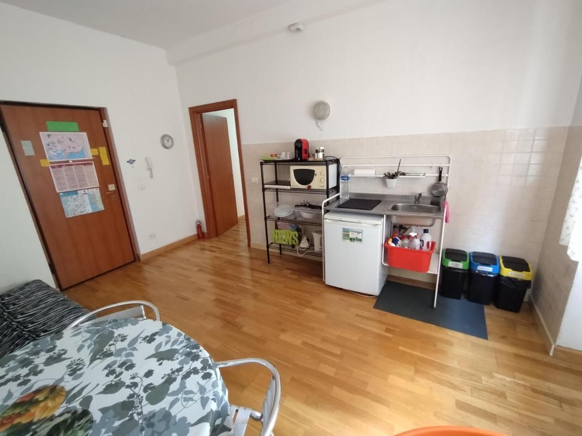 Centro E Porto Apartment Ливорно Екстериор снимка