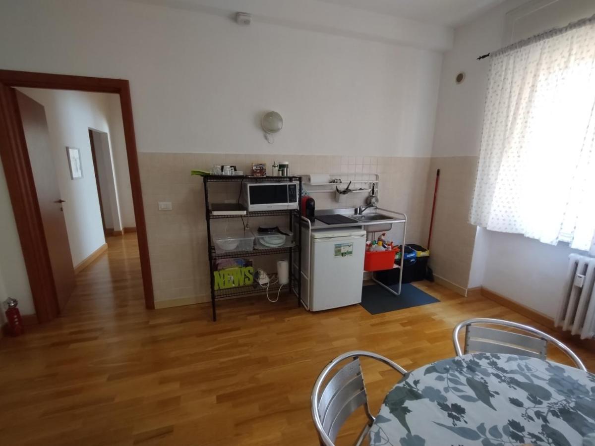 Centro E Porto Apartment Ливорно Екстериор снимка